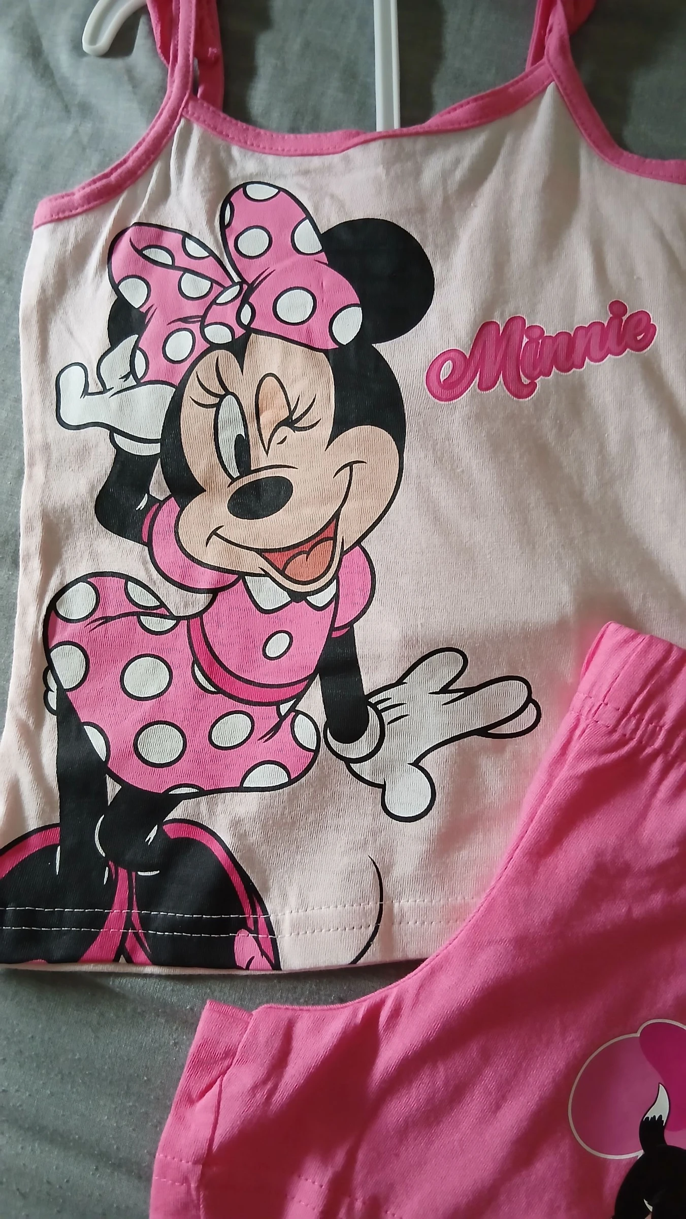 Pyjama deux pièces minnie 4ans  – photo 2